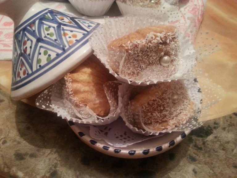 حلويات صابلي على شكل صدفات